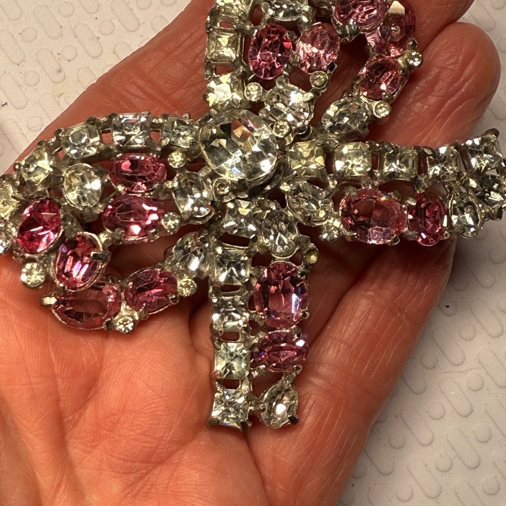 Rare Coro Pink and Silver Crystal Brooch